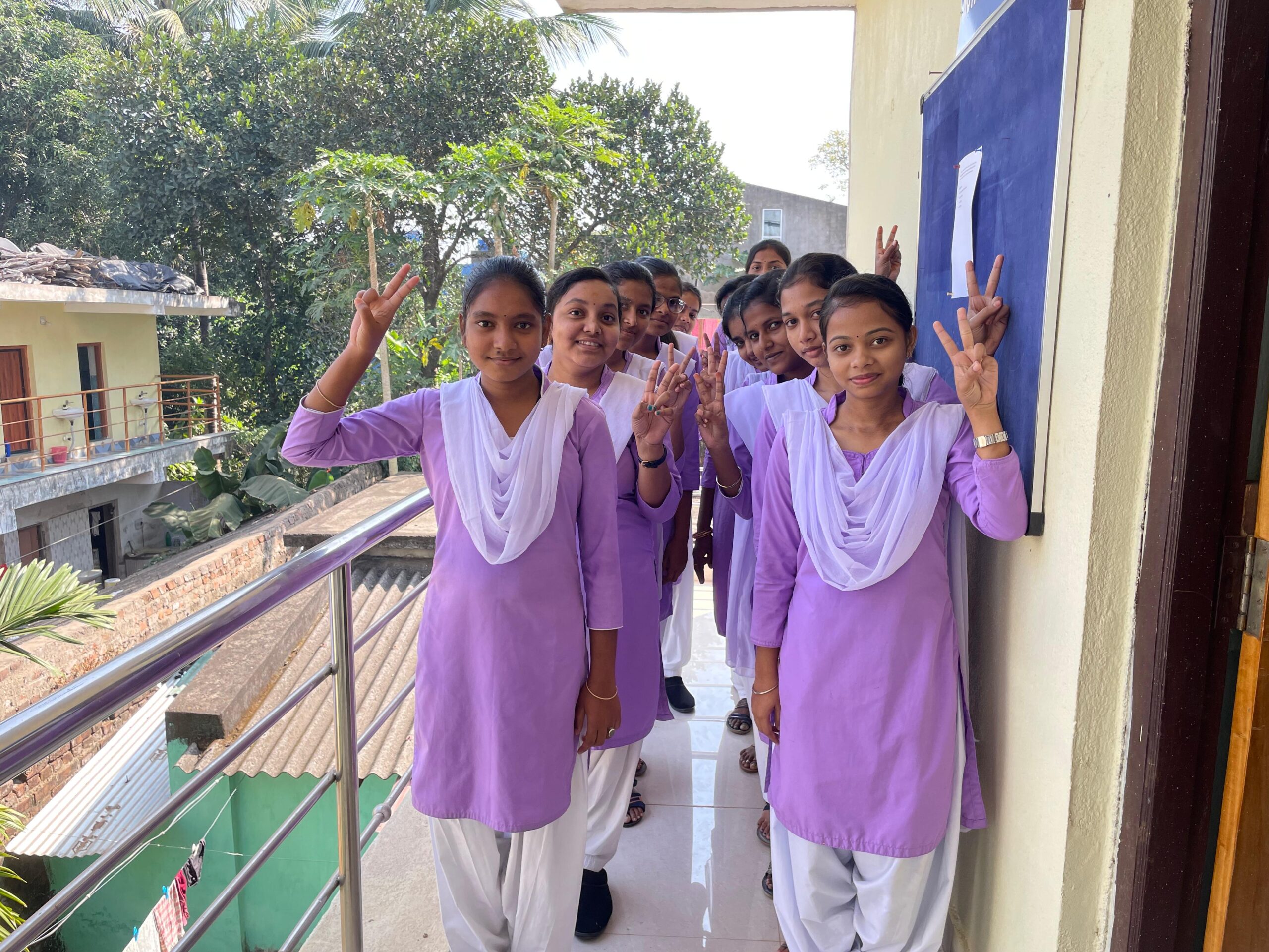 Student Life - Betnoti College of Nursing students